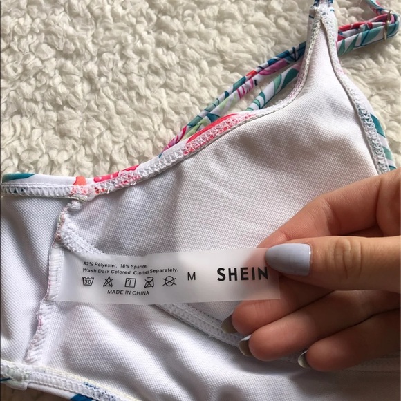 bikini top - Picture 3 of 3